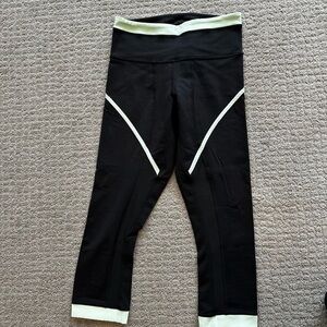 Lululemon Athletica Black Active Leggings with Light Green Trim